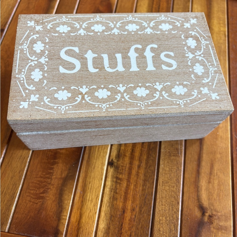 Vintage shabby farmhouse white wood box hinged. Stuff’s